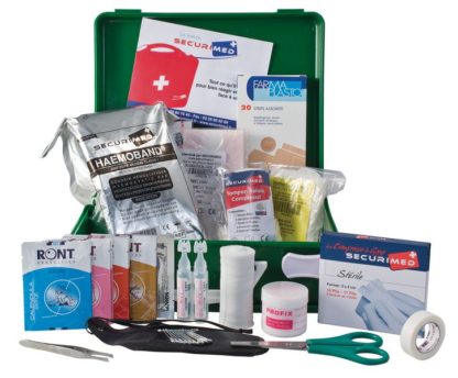 Trousse de secours compacte et bien équipée pour premiers soins et sécurité en extérieur ou au quotidien