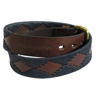 Ceinture Azul Chic en cuir bleu, enroulée